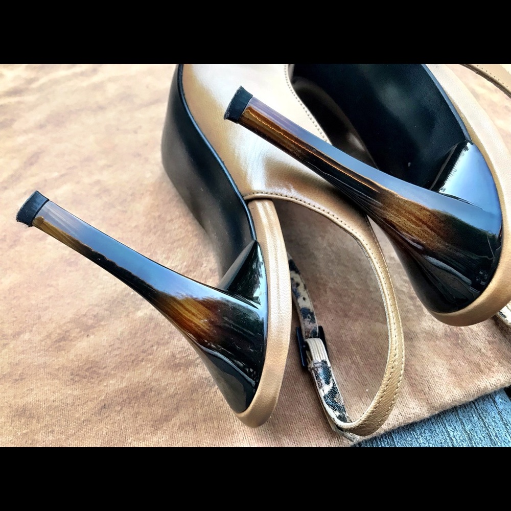 Stuart Weitzman - Picture 4 of 8